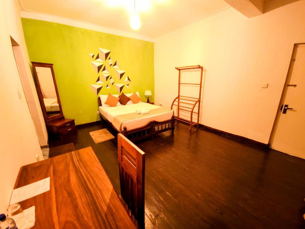 Hotel Notre Dame D'Arcadia Nuwara Eliya Esterno foto