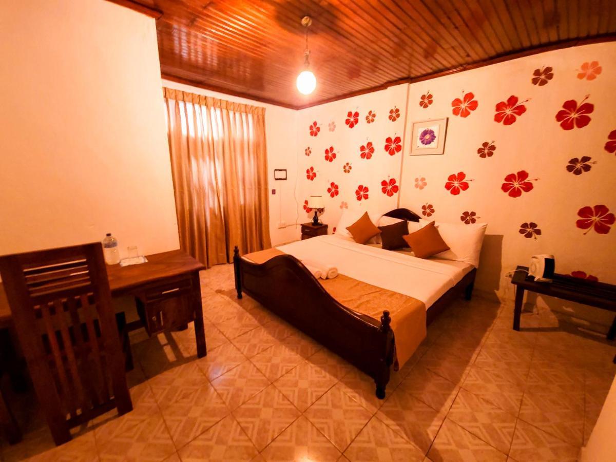 Hotel Notre Dame D'Arcadia Nuwara Eliya Esterno foto