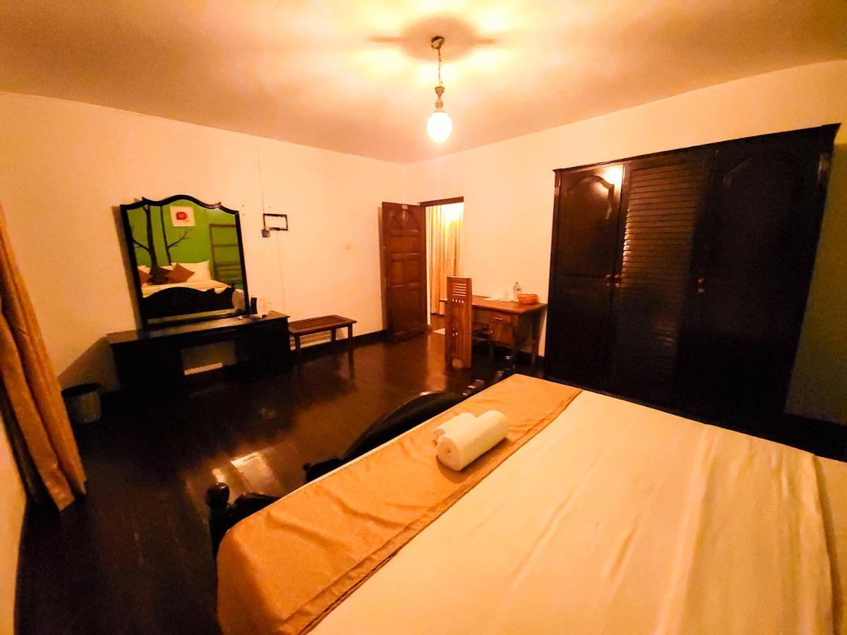 Hotel Notre Dame D'Arcadia Nuwara Eliya Esterno foto