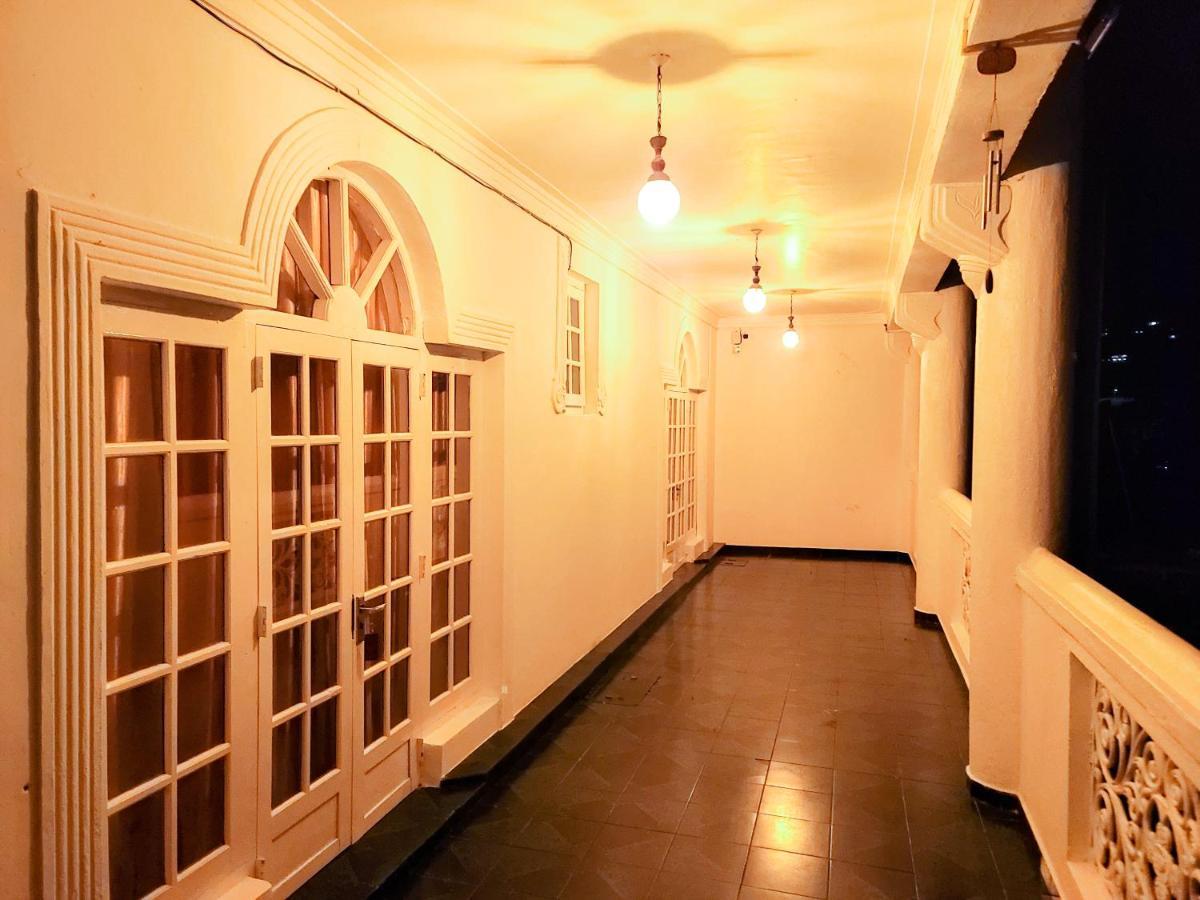 Hotel Notre Dame D'Arcadia Nuwara Eliya Esterno foto