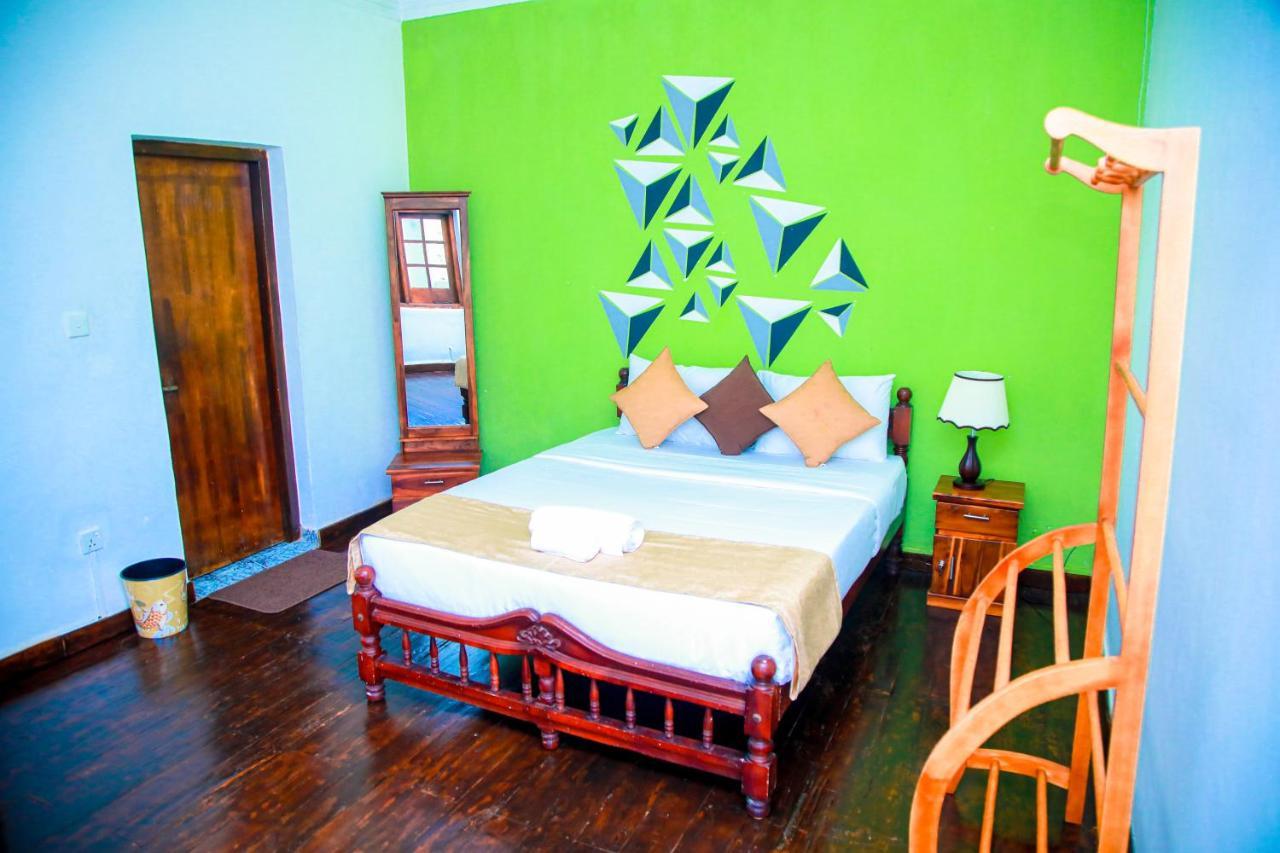 Hotel Notre Dame D'Arcadia Nuwara Eliya Esterno foto